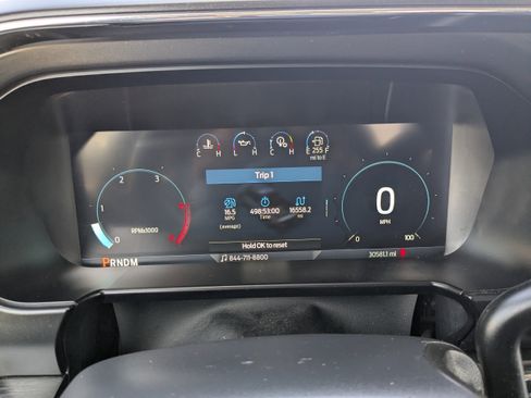 Used 2023 Ford F250 Lariat w/ Black Appearance Package image 31