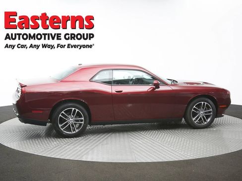 Used 2019 Dodge Challenger SXT AWD/4WD image 40