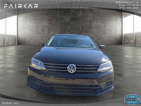 Used 2016 Volkswagen Jetta SE FWD image 2