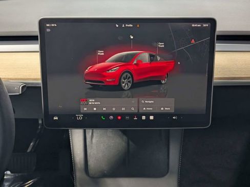 Used 2025 Tesla Model Y Long Range RWD image 12