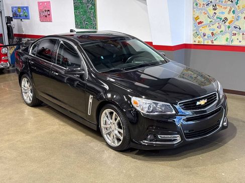 Used 2015 Chevrolet SS RWD image 40