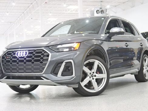 Used 2024 Audi SQ5 Premium w/ 21" Wheel Package AWD/4WD image 6