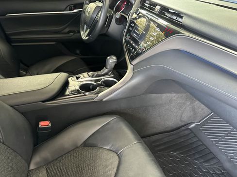 Used 2018 Toyota Camry XSE w/ Audio Package FWD image 16