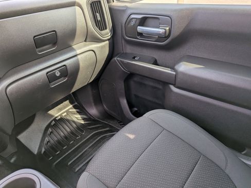 Used 2021 Chevrolet Silverado 1500 W/T w/ WT Value Package AWD/4WD image 15