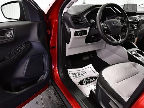 New 2025 Ford Escape Active w/ Cold Weather Package image 16