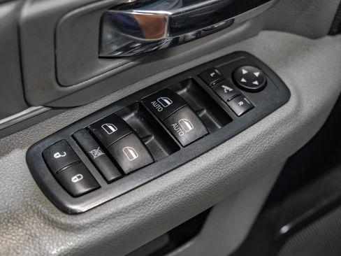 Used 2018 RAM 1500 Big Horn image 41