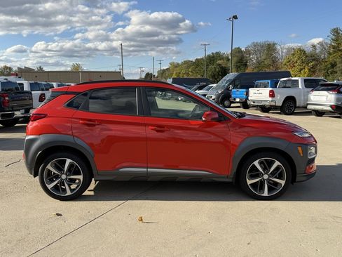 Used 2019 Hyundai Kona Limited image 8