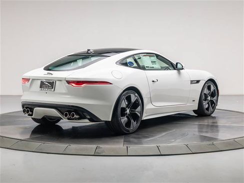 Certified 2024 Jaguar F-TYPE Coupe AWD image 5