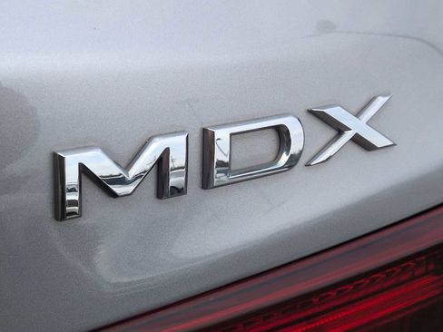 Used 2018 Acura MDX w/ Technology & Entertainment image 13