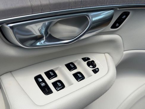 New 2026 Volvo XC90 T8 Ultra w/ Protection Package Premier AWD/4WD image 9