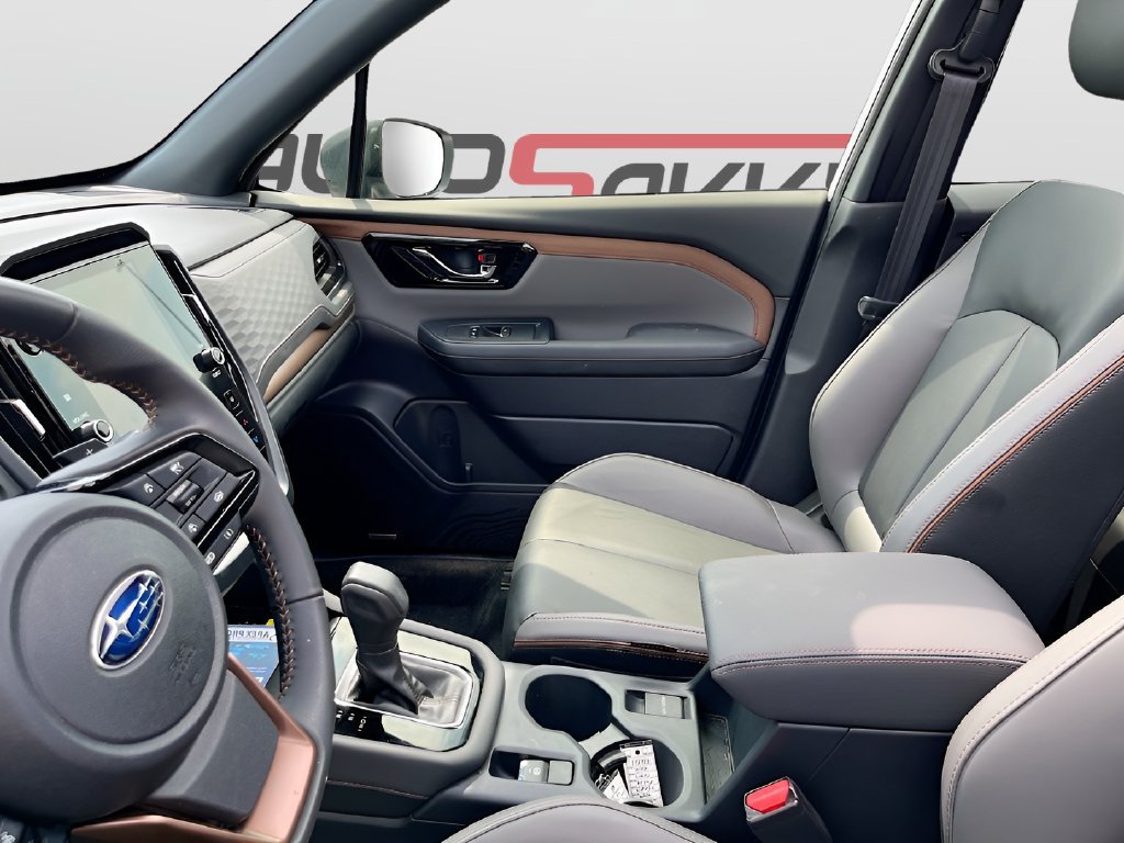 Used 2025 Subaru Forester Sport AWD/4WD image 24