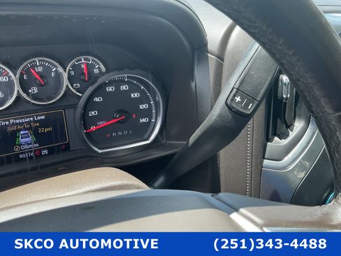 Used 2020 Chevrolet Silverado 1500 LTZ AWD/4WD image 23