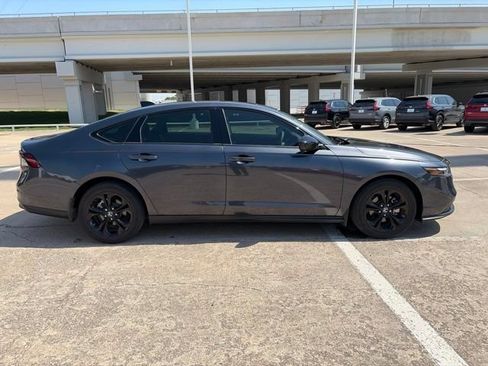 Used 2025 Honda Accord SE image 7