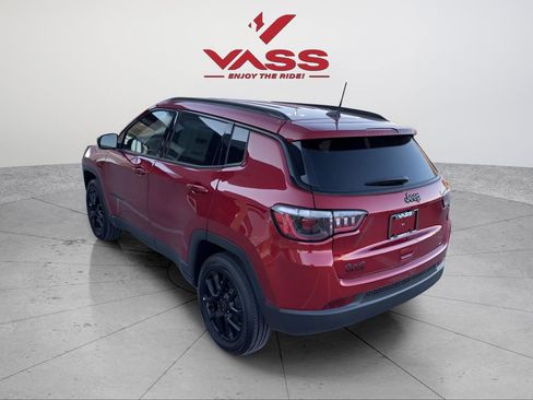 New 2026 Jeep Compass Latitude AWD/4WD image 3