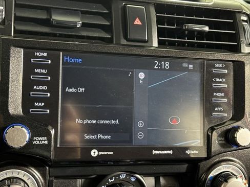 Used 2022 Toyota 4Runner TRD Off-Road Premium AWD/4WD image 32