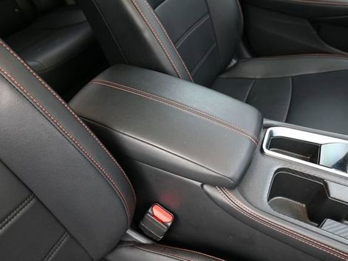 Used 2024 Nissan Sentra SR w/ SR Premium Package FWD image 39