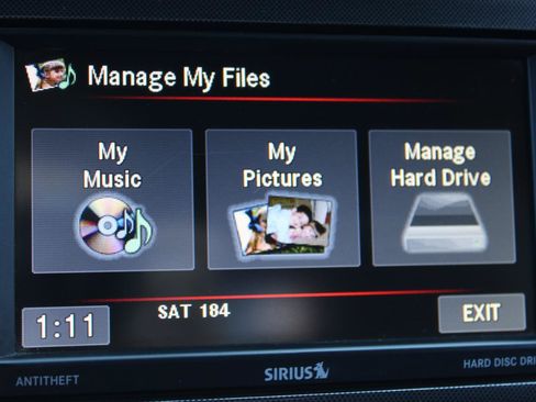Used 2014 Dodge Challenger SXT RWD image 39