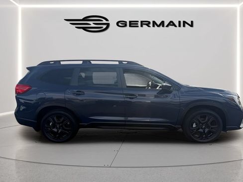 Used 2024 Subaru Ascent Onyx Edition w/ Popular Package Onyx AWD/4WD image 9
