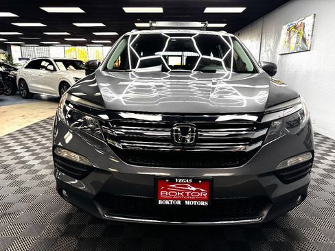 Used 2017 Honda Pilot Touring image 4