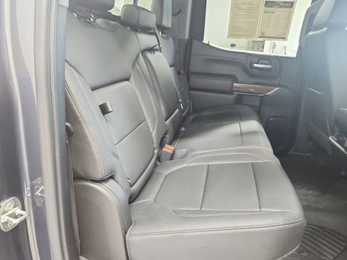 Used 2022 Chevrolet Silverado 1500 LT Trail Boss w/ Convenience Package II AWD/4WD image 36
