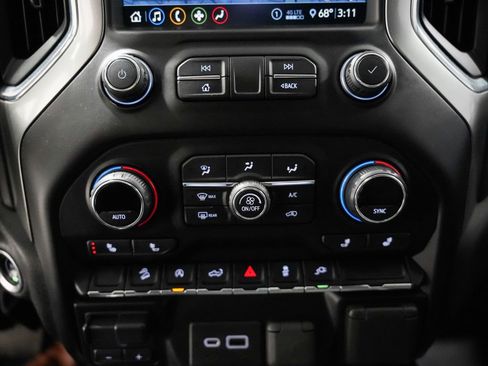 Used 2020 Chevrolet Silverado 1500 RST w/ All-Star Edition AWD/4WD image 19