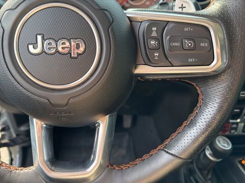 Used 2021 Jeep Wrangler Unlimited Rubicon w/ Trailer Tow Package image 32