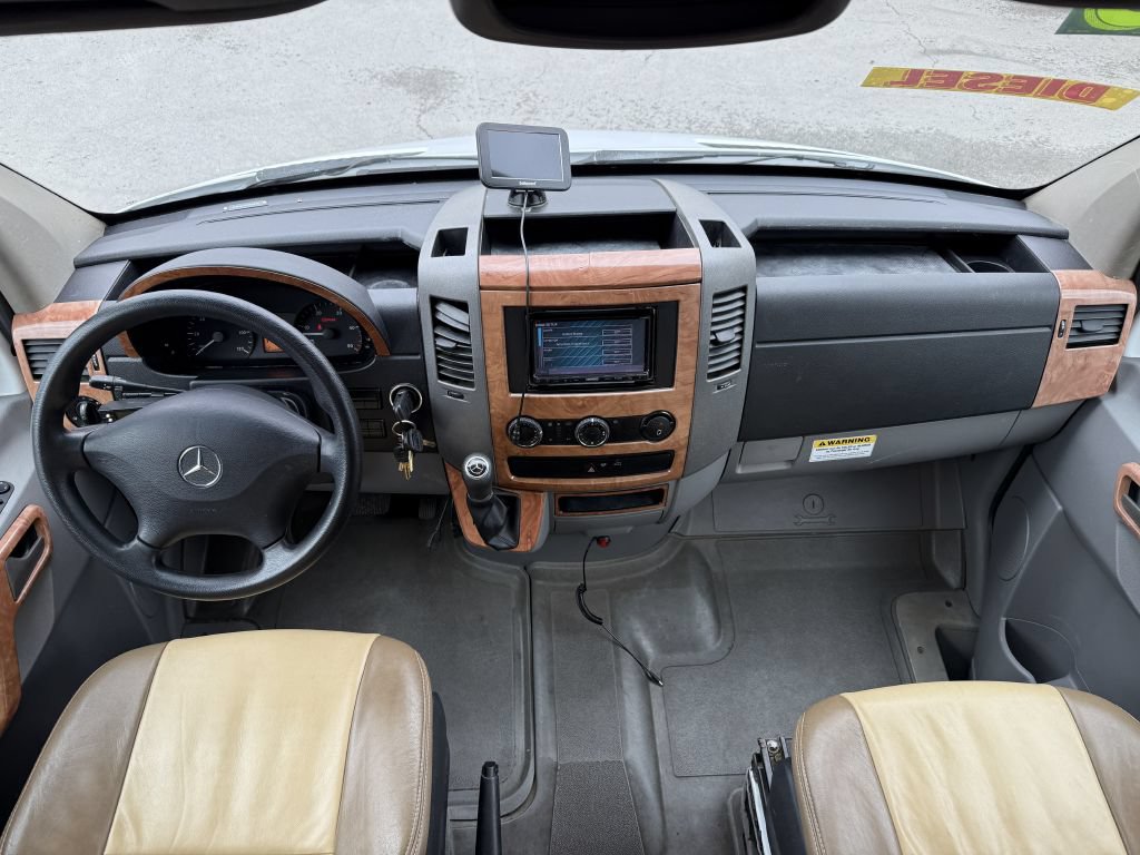 Used 2014 Mercedes-Benz Sprinter 3500 image 49