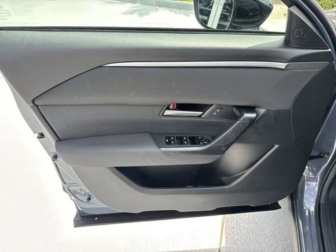 Used 2024 MAZDA CX-50 AWD 2.5 S w/ Preferred Package image 39