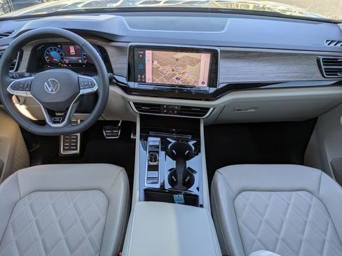 New 2026 Volkswagen Atlas SEL Premium R-Line AWD/4WD image 17