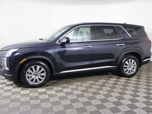Used 2023 Hyundai Palisade SE w/ Cargo Package AWD/4WD image 17