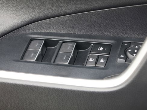 Used 2023 Toyota RAV4 Limited image 14