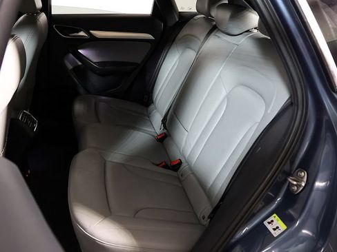 Used 2018 Audi Q3 2.0T Premium w/ Convenience Package AWD/4WD image 14
