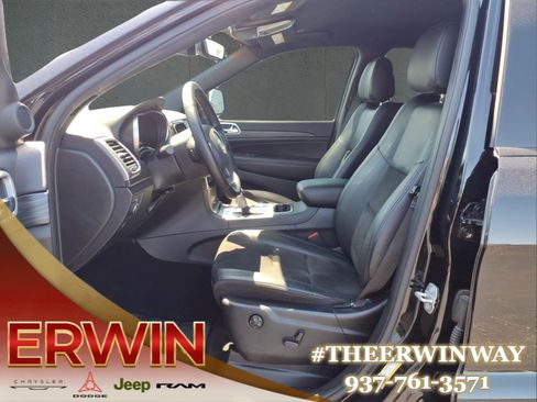 Used 2020 Jeep Grand Cherokee Altitude AWD/4WD image 13