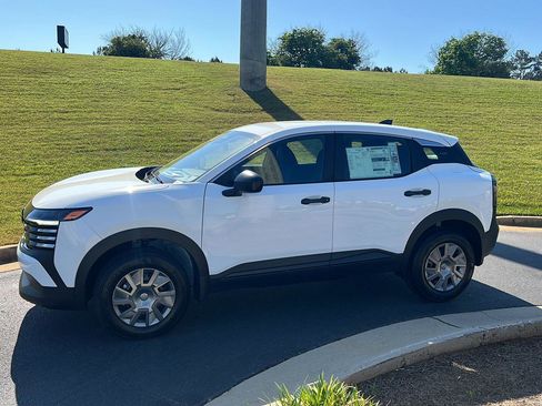 New 2026 Nissan Kicks S w/ Charging Package FWD image 3
