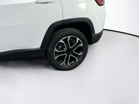 Used 2022 Jeep Compass Limited w/ Sun and Sound Group image 29