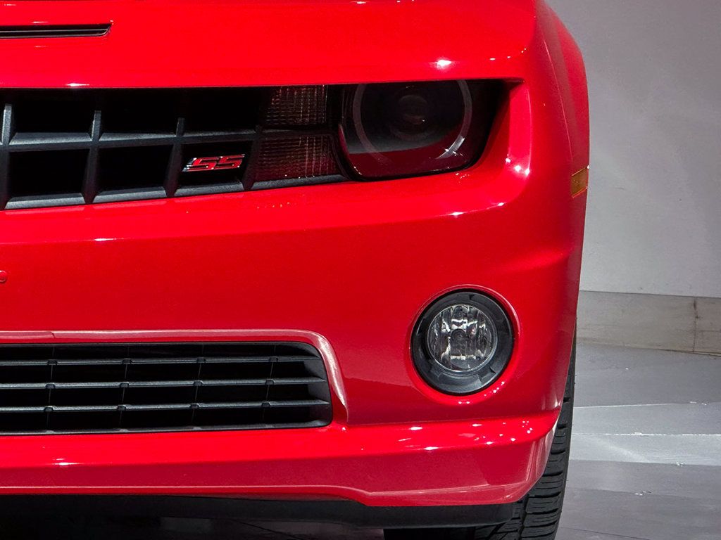 Used 2012 Chevrolet Camaro SS w/ RS Package RWD image 4