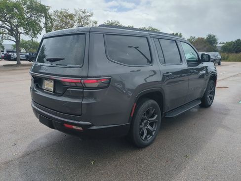 New 2026 Jeep Grand Wagoneer Limited AWD/4WD image 5