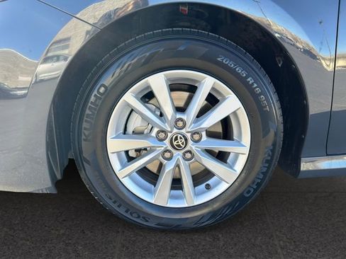 Certified 2025 Toyota Camry LE image 9