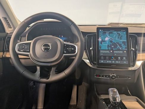 New 2026 Volvo XC90 B6 Plus w/ Protection Package Premier image 13