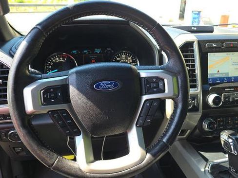Used 2020 Ford F150 Lariat w/ Equipment Group 502A Luxury AWD/4WD image 8