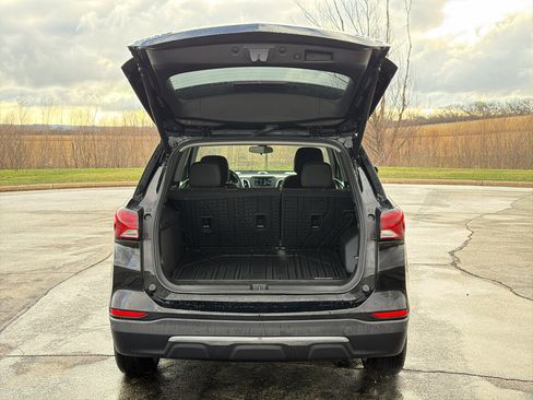 Used 2024 Chevrolet Equinox LT w/ LPO, Floor Liner Package AWD/4WD image 36