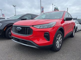 Certified 2024 Ford Escape Active w/ Cold Weather Package image 1