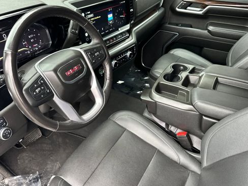Used 2022 GMC Sierra 1500 SLT image 12