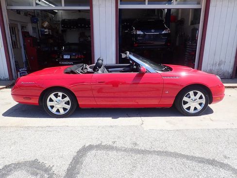 Used 2003 Ford Thunderbird RWD image 29