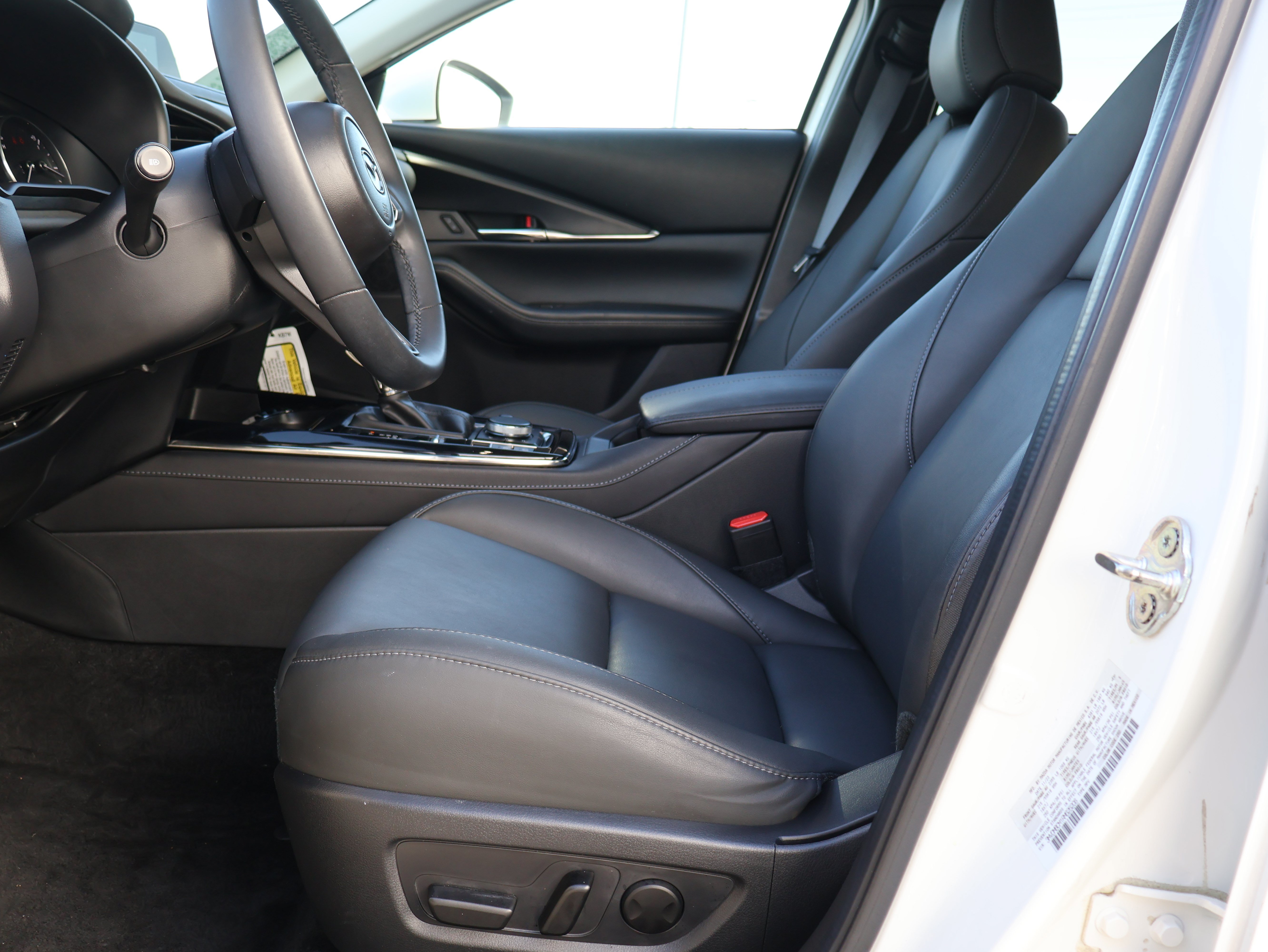 Used 2024 MAZDA CX-30 AWD 2.5 S w/ Preferred Package image 26