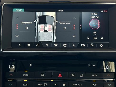 Used 2019 Jaguar F-PACE Prestige image 35