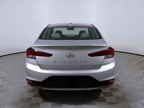 Used 2020 Hyundai Elantra Limited w/ Ultimate Package 03 FWD image 8