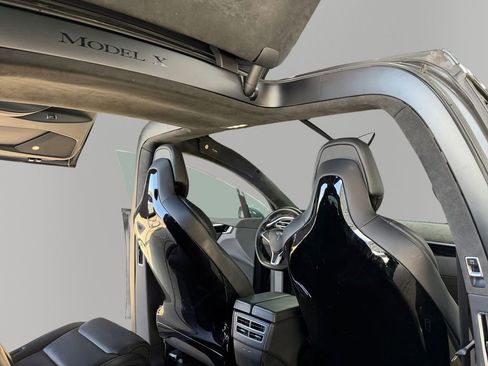 Used 2016 Tesla Model X Performance image 18