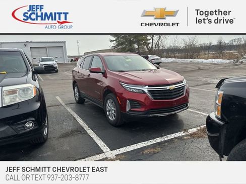 Used 2023 Chevrolet Equinox LT image 1