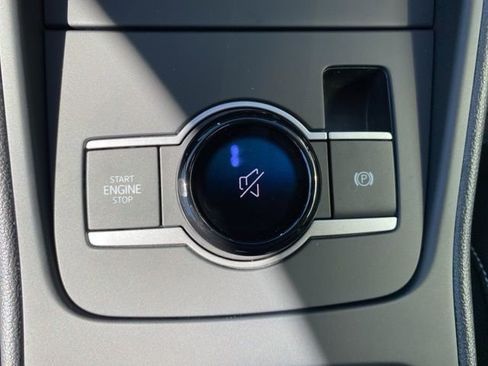 New 2025 Volkswagen Tiguan SE FWD image 42